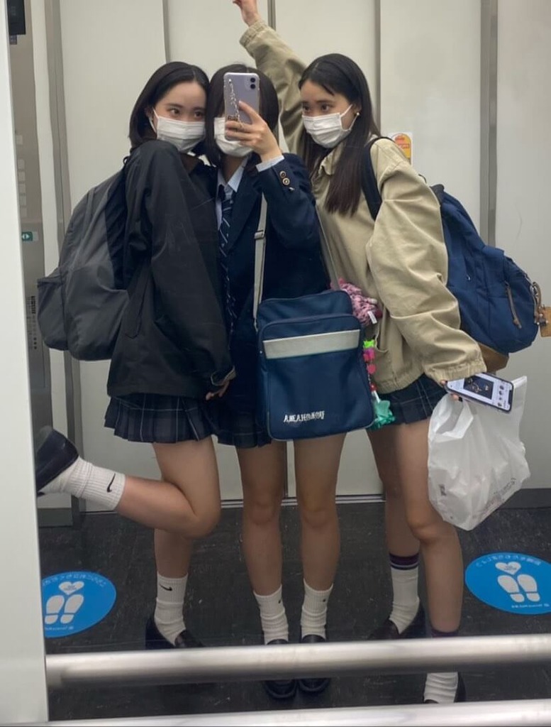 自撮り女子高生35