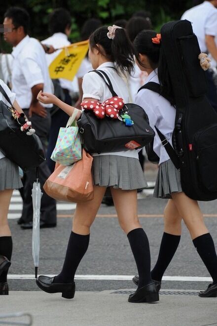 女子高生太もも10