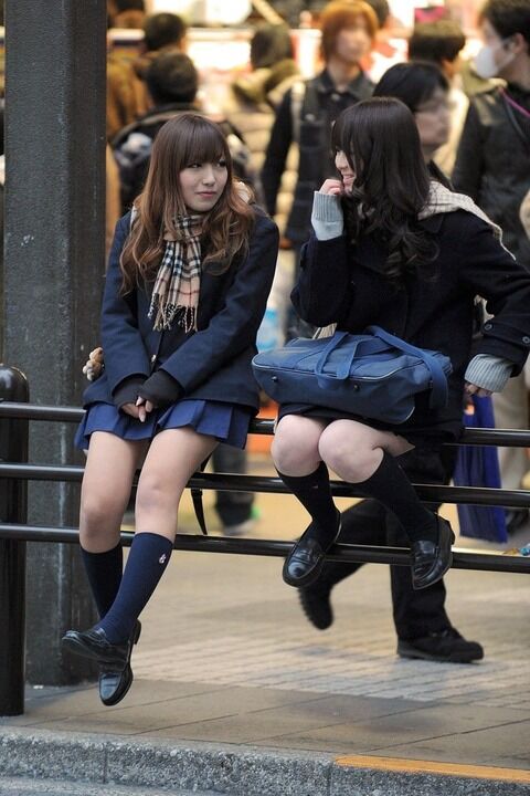 女子高生太もも8