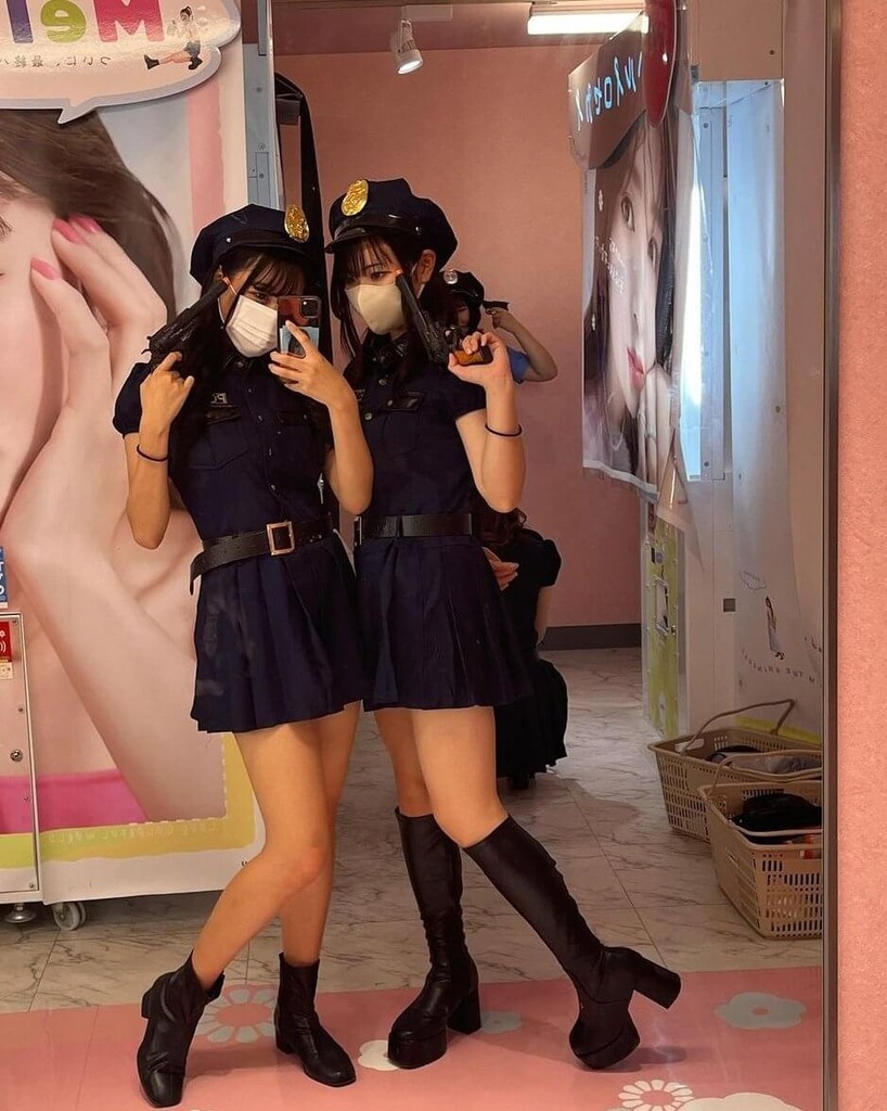 放課後は友達とワイワイ楽しそうな女子高生たちが愛おしい