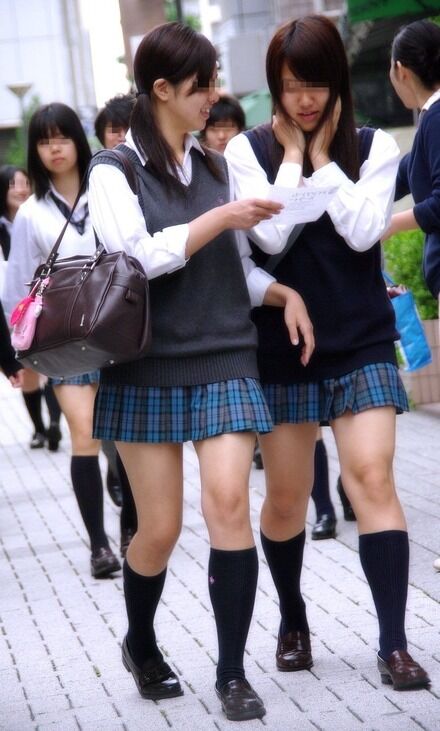 女子高生太もも84