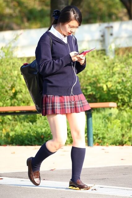 女子高生太もも122