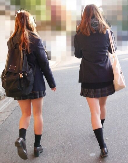 女子高生太もも70