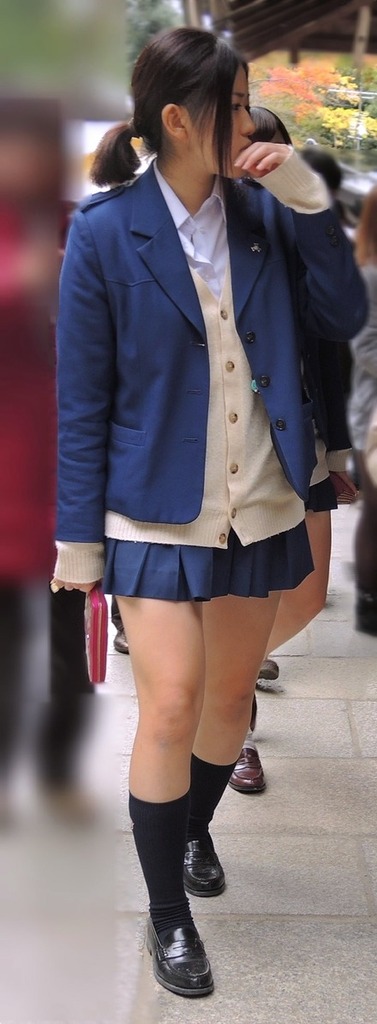 女子高生太もも35