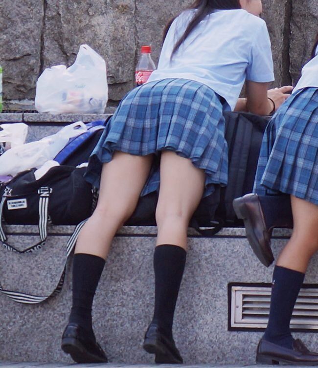 女子高生太もも8