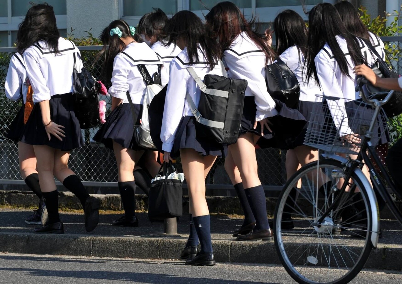 女子高生23