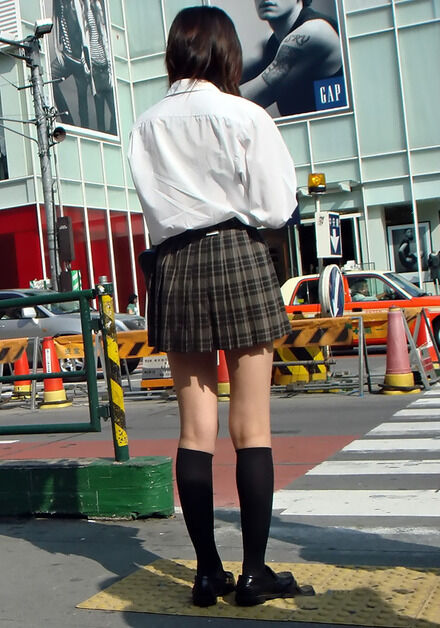 太もも女子高生16