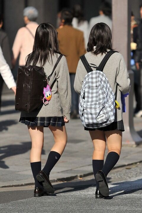 女子高生太もも20