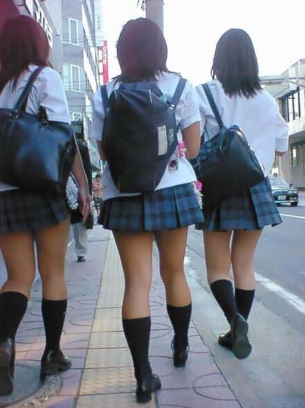 女子高生の太もも10
