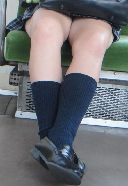 女子高生太もも84