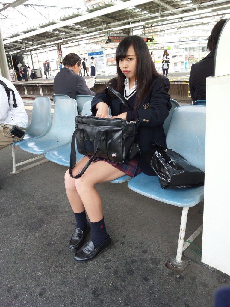 女子高生太もも66