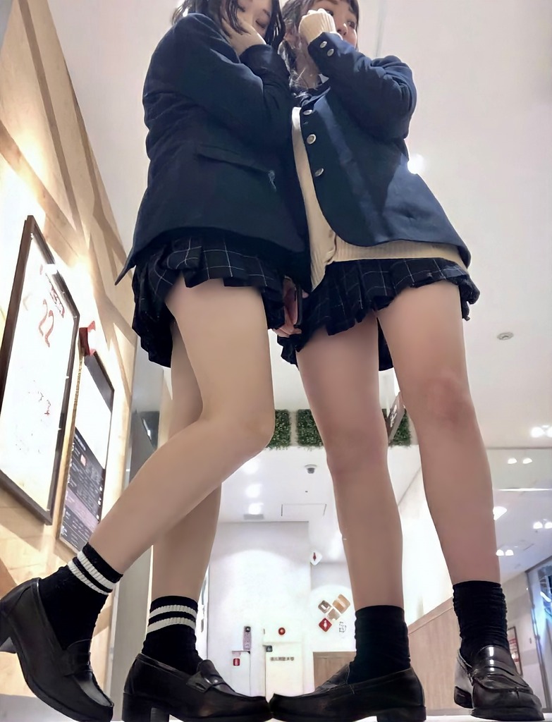 ムチムチ太ももJK21