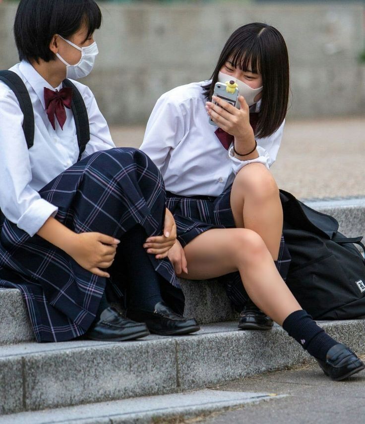 太もも生脚JK22