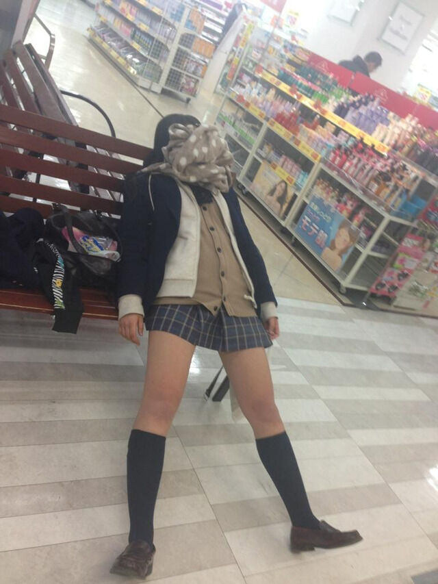 女子高生85