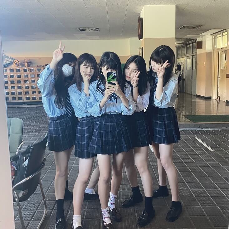 女子高生集合写真64
