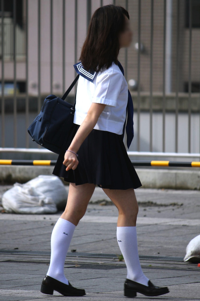 女子高生太もも27