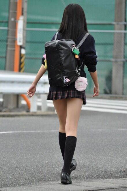 女子高生太もも88