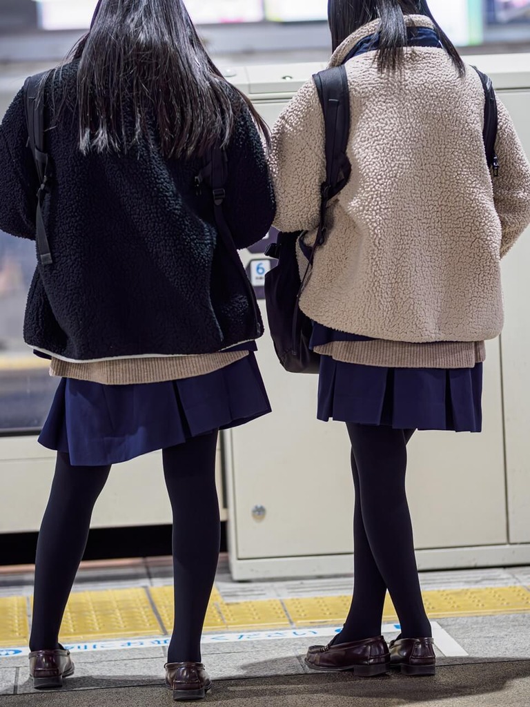 黒タイツJK3