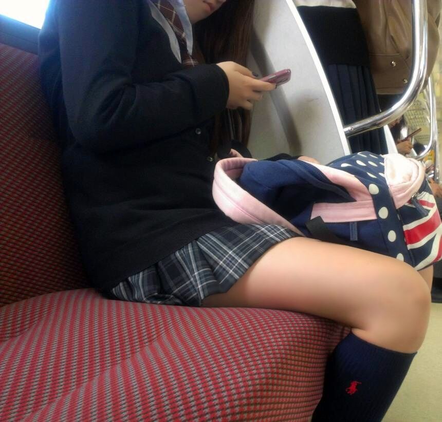 太もも女子高生20