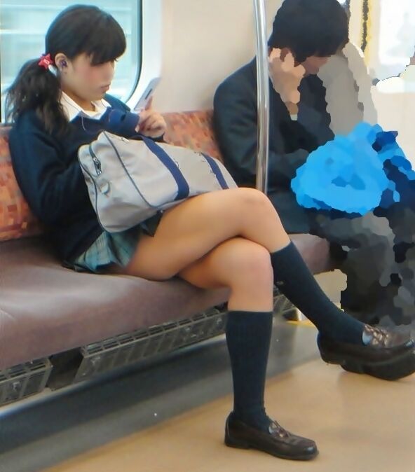 脚組みJK18