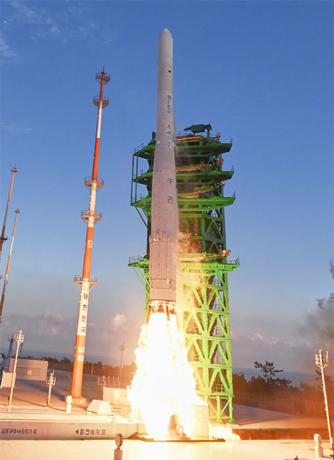 0003402979_001_20211231031904477