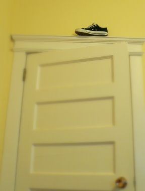 shoes_above_door