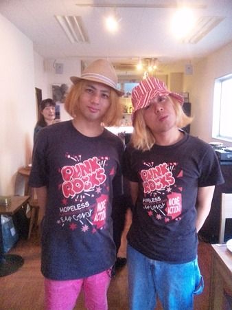 201156_1222628688_132large