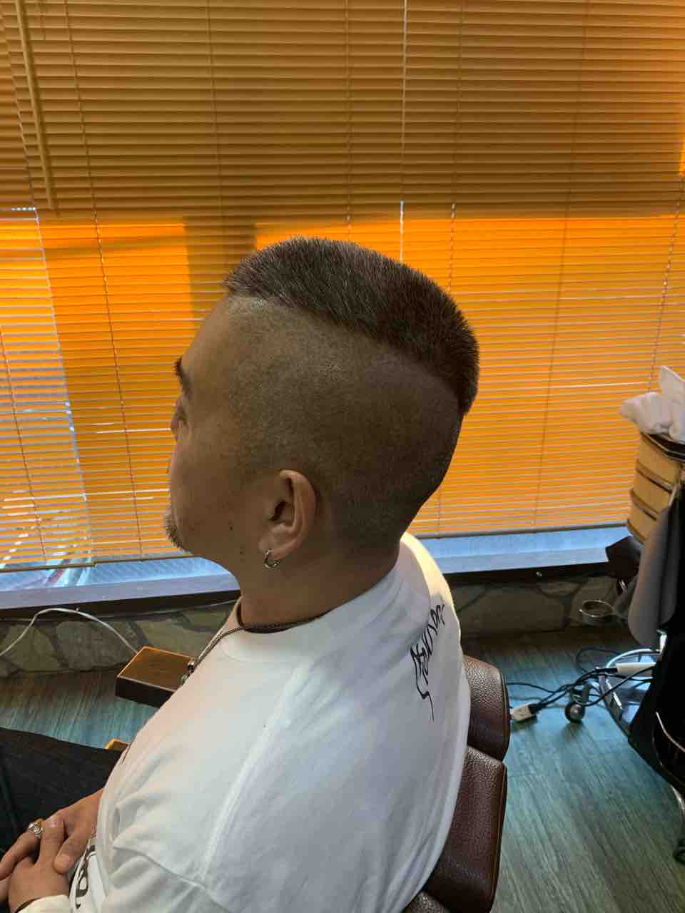 Giカット ヨコハマ場末 飲み屋の日記 4 9 Yon Nine