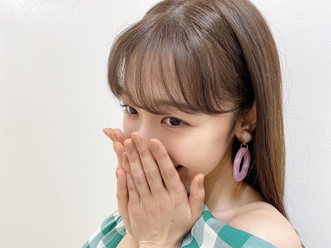 柏木由紀 手で口もとを隠す理由 あざといっぽく見えるかもしれませんが 2chまとめ Wktk ワクテカ Story 柏木由紀 手で口もとを隠す理由 あざといっぽく見えるかもしれませんが 2chまとめ Wktk ワクテカ Story