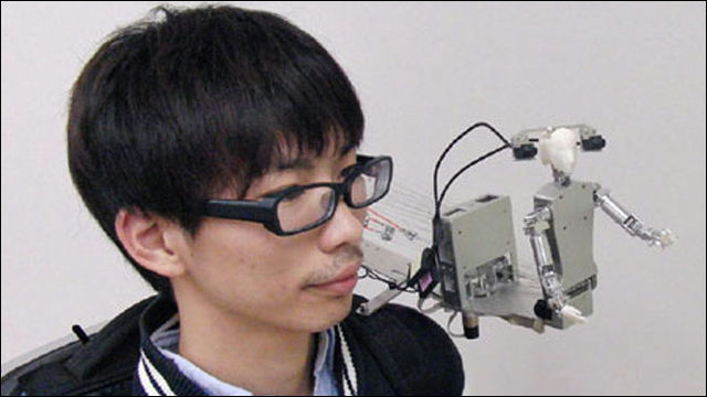 ナウシカのキツネリスやサトシのピカチュウを自分の肩にも 山形大学が肩乗りロボットを開発中 いんてり通信 ナウシカのキツネリスやサトシのピカチュウを自分の肩にも 山形大学が肩乗りロボットを開発中 いんてり通信