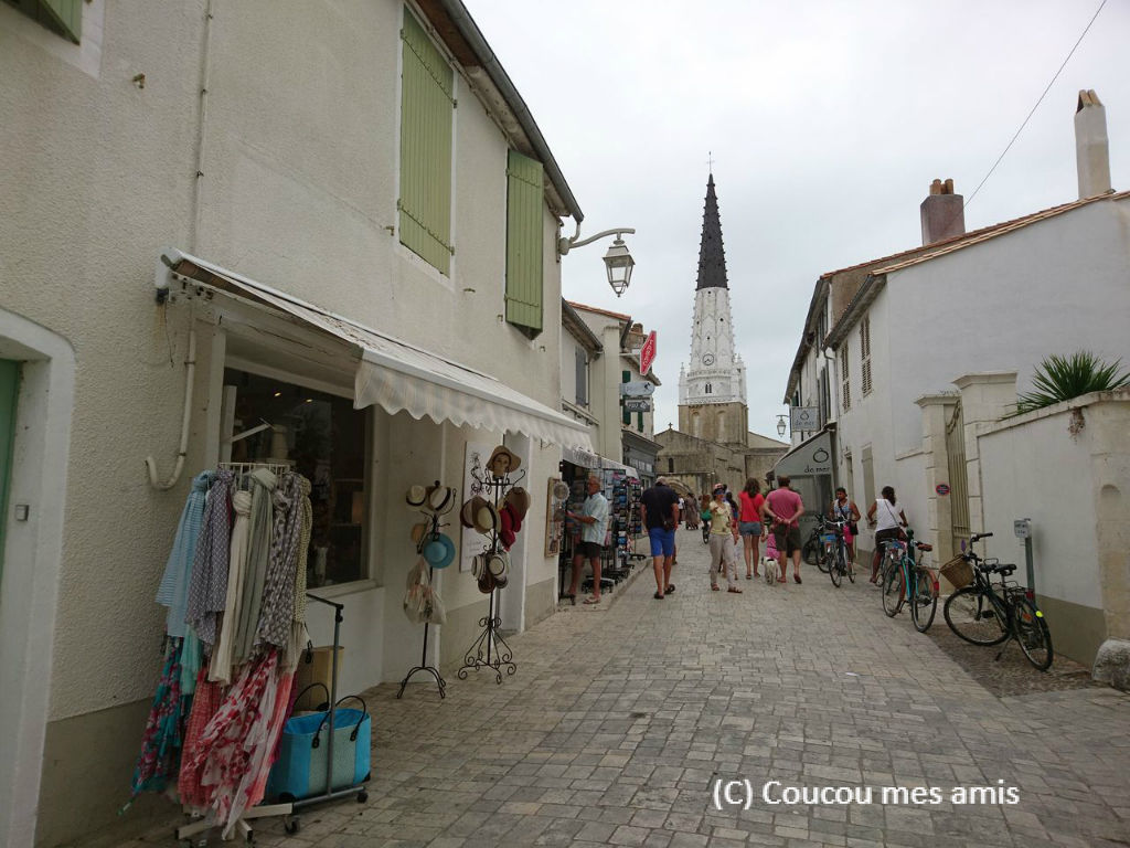 洗練された田舎町 Coucou Mes Amis フランス便り 洗練された田舎町 Coucou Mes Amis フランス便り
