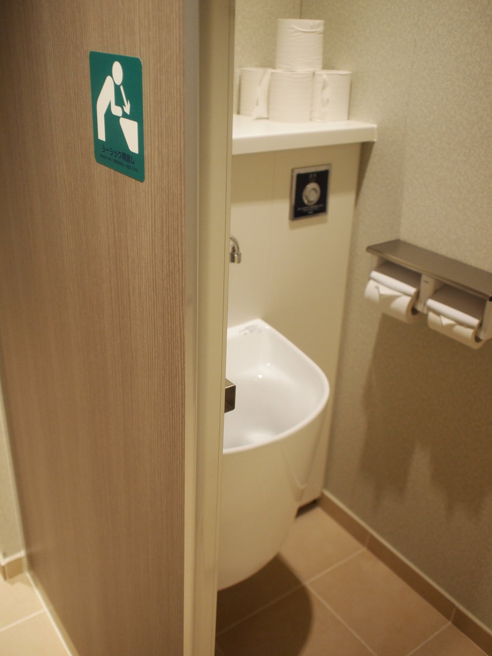 北海道旅行 その１ 商船三井フェリーさんふらわあで苫小牧までgo だいもん部長ブログ