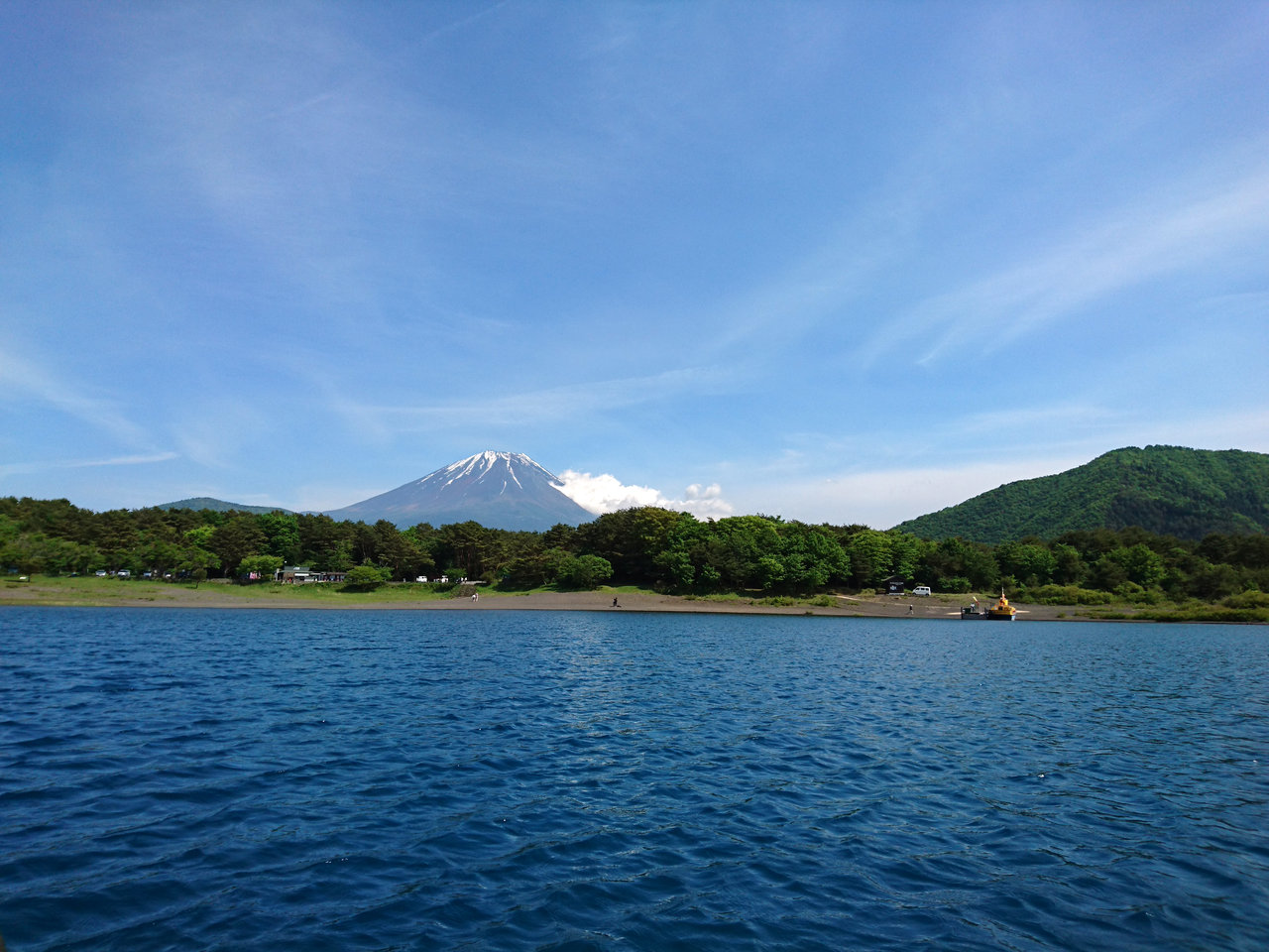 富士山くっきり 想定外の本栖湖ボート ワンコと行く旅行 だいもん部長ブログ 富士山くっきり 想定外の本栖湖ボート ワンコと行く旅行 だいもん部長ブログ