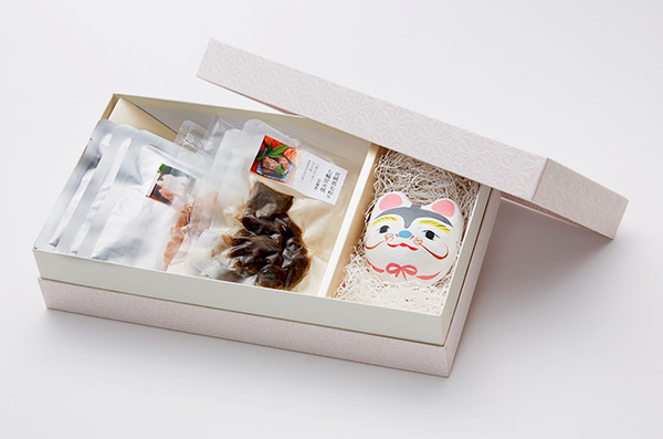 detail_dot_osechi_oniku_hako