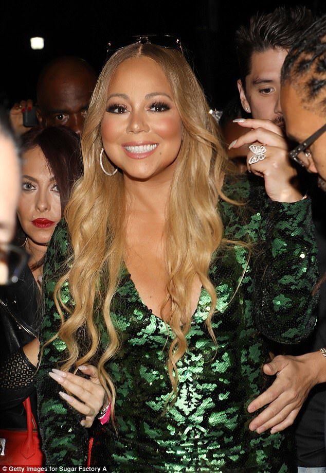 いきなり顔がかわいくなってる 激太りのマライア キャリーがフロリダでコンサート Mariah Carey Celebrates Her Gig With Afterparty マリポサのセレブリティウォッチ