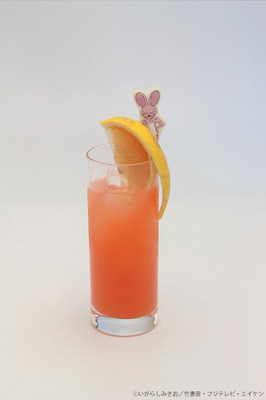 ドリンク⑤_しまっちゃうおじさんのピンクグレープフルーツジュース