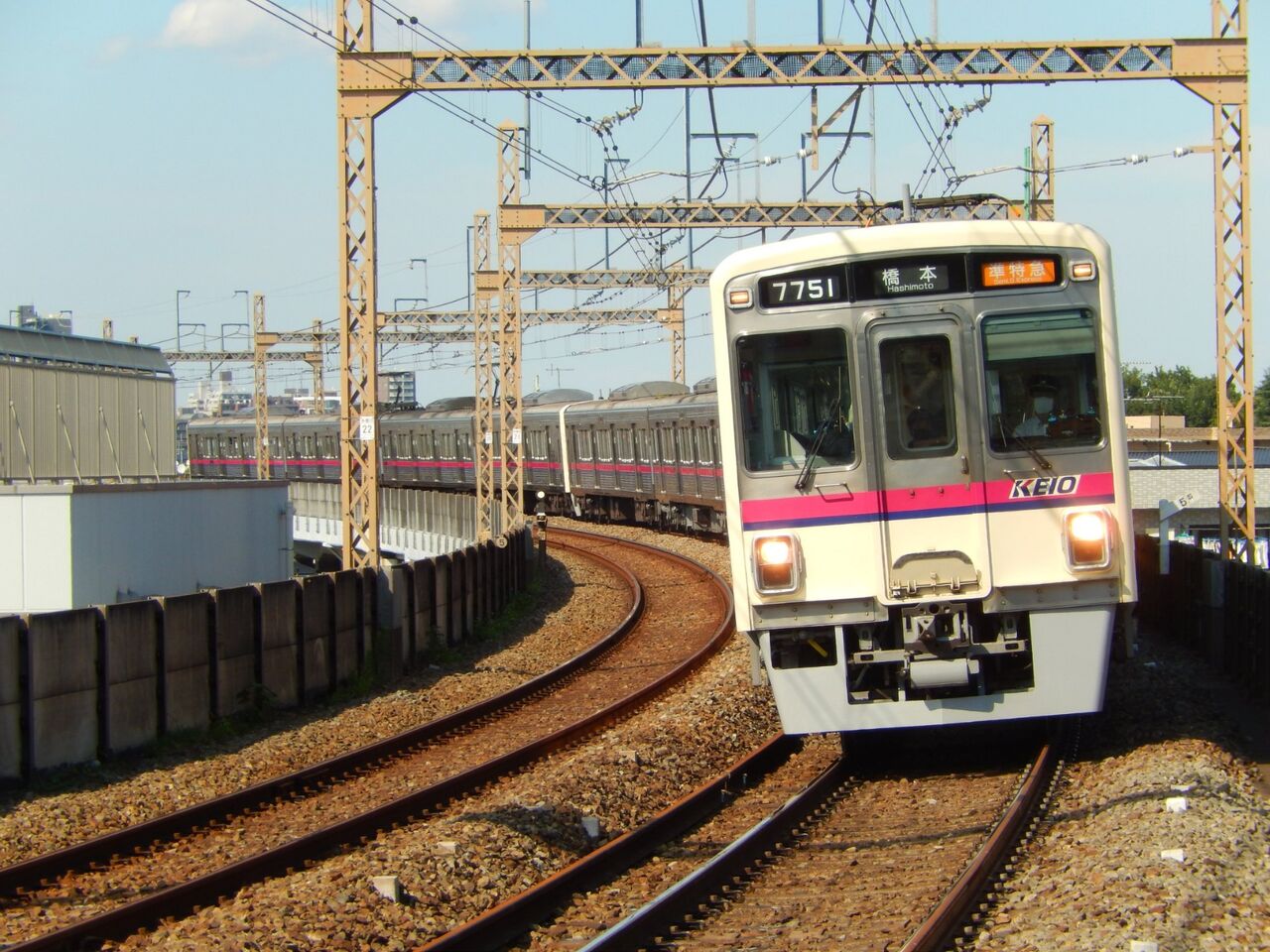 京王の車両の方向幕はどのタイミングで交換されるのか : もやし