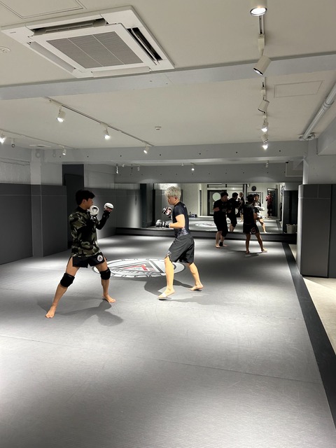 10832DC6-4C2B-4A8E-A83D-0407DA18C0D4