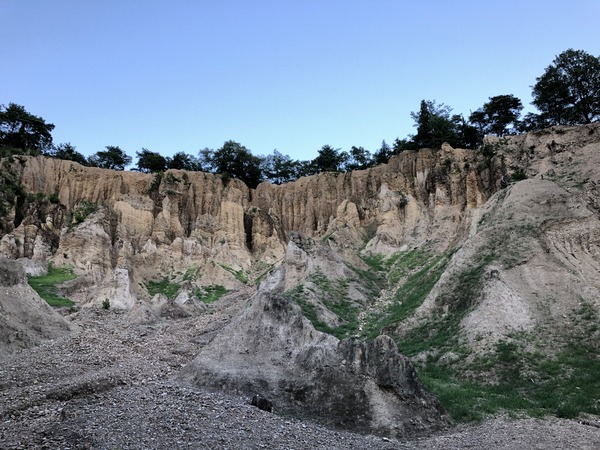 274AB183-EDFC-44C6-8549-13FBA0AAB46B