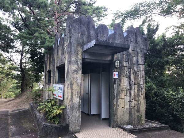 C70781F5-A1C4-4D6E-8DF1-CE81F6405367