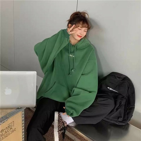 【画像】女の子って、こういう格好のほうが可愛くない？