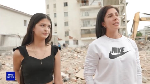 【画像】ベネズエラ大地震で家が崩壊した少女(15)「行く当てがない。。これからどうすればいいのか」
