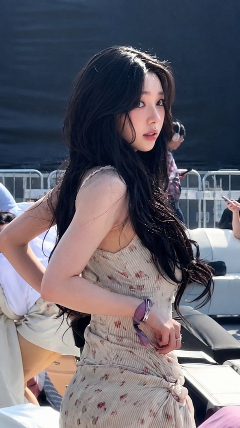 Kpopグループaespaカリナさん(25)、プライベート姿が綺麗過ぎる