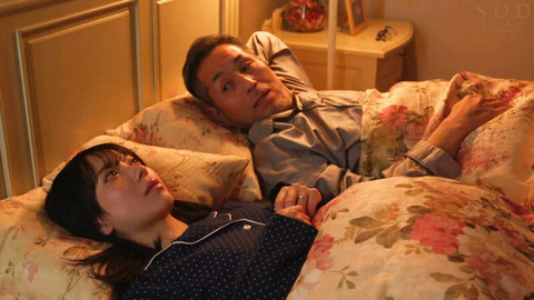 夫婦の半数以上が「セックス無し」なんなんこいつら…?😰