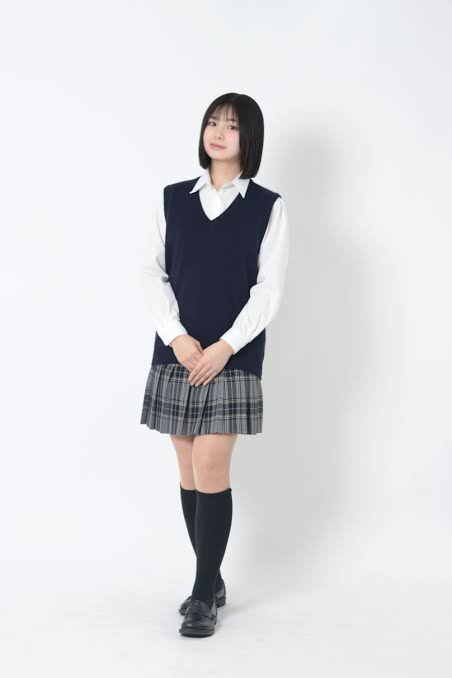 現役慶応義塾大生の18歳若手俳優、『ヤンマガ』で初水着挑戦 ”愛されタヌキ顔”の新ヒロイン