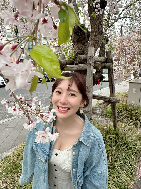 【画像】麻美ゆま(38)「お金は私が稼ぐから、あなたは家事をお願い。わかった？」 👈どうする？