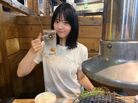 【画像あり】この子、部活帰りの女子中学生みたいだろ？AV女優なんだぜ