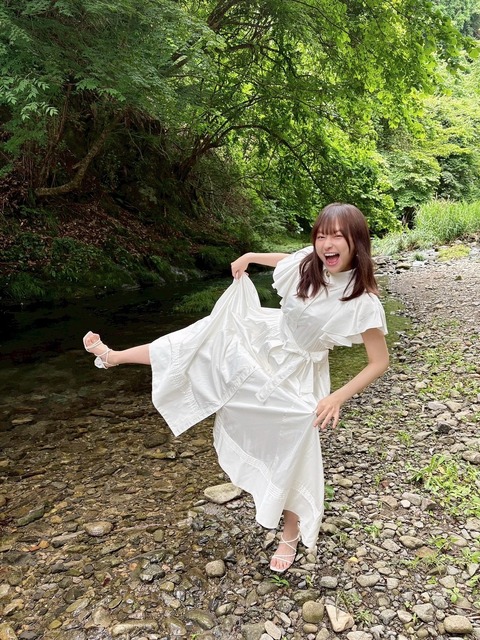 影山優佳、グラビア撮影での“ギャップ”にファン注目