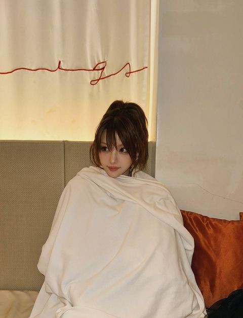 【画像】永遠のメスガキこと元モー娘。田中れいなさん、35歳になる 現在妊娠中の人妻