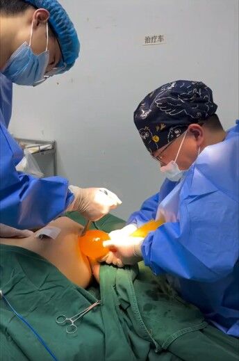 【動画】豊胸手術の様子шшшшшшшшшшшш